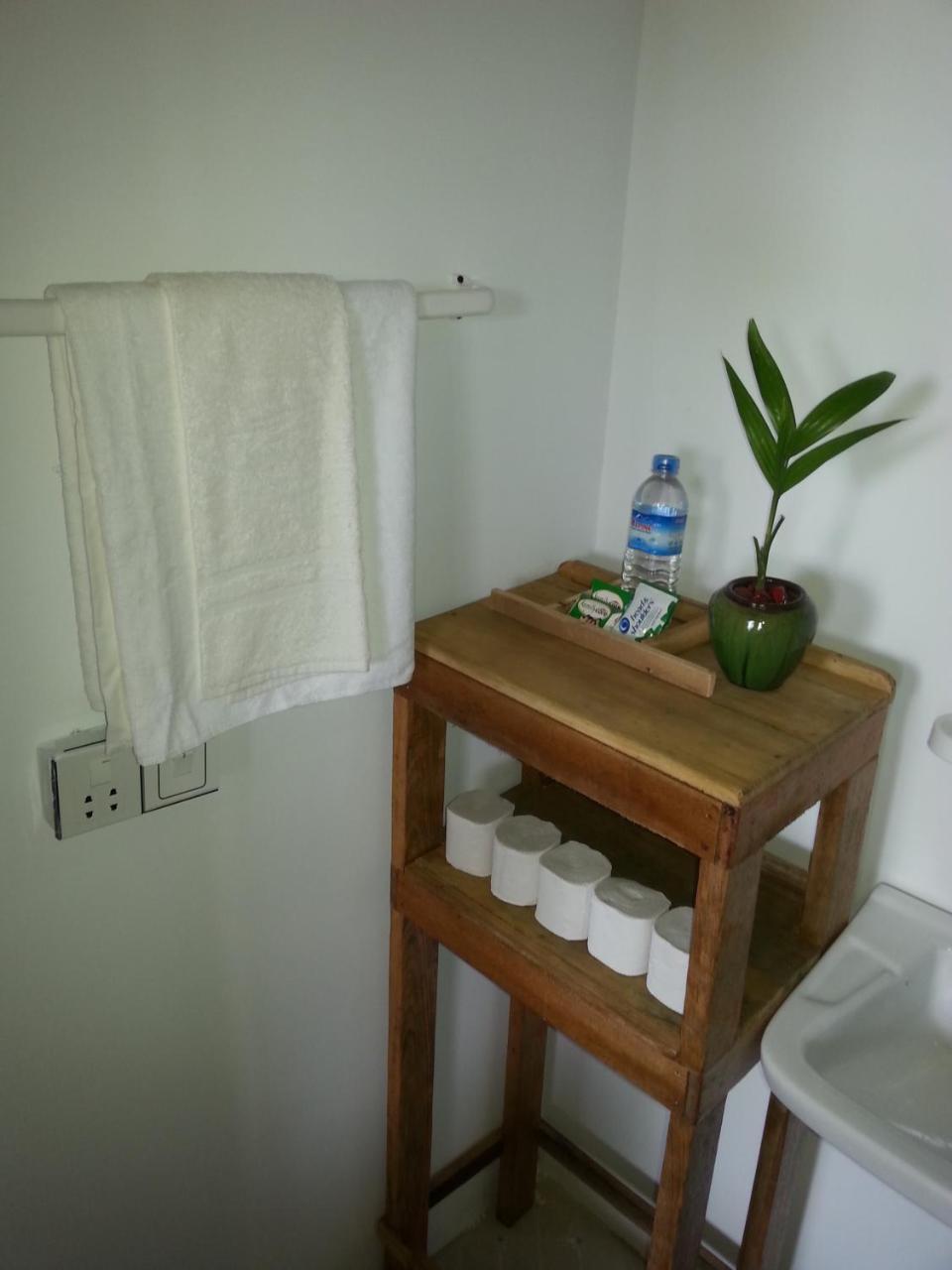 Ngwe Saung Garden Guest House หง่วยวง ภายนอก รูปภาพ